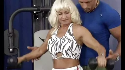 On maman et fils xxx dirait que ton cul va l'avoir aujourd'hui.