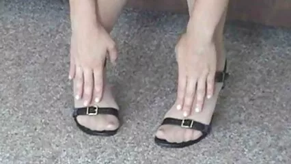 esclave Eve video lesbienne mere arrangement baisée dans le cul