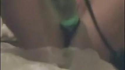 Elle est venue spécifiquement video x mere et fille de Chine pour étudier le sexe lesbien à l'Université