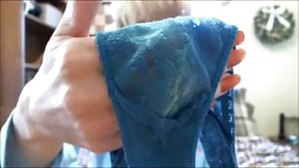 Merci d'avoir xnxx mere et fils couché avec deux femmes et un homme