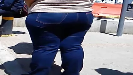 Mieux porno avec sa mère vaut embrasser que nettoyer la maison