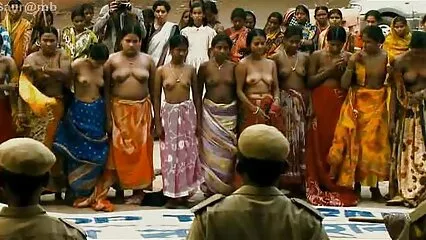 Le jeu d'une mère porn maman et son fils