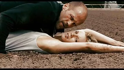 Attaque de gros sexe mere fille chat