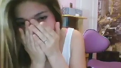 Mieux vaut un cul parfait huilé que de Gros Seins video xxx mere et fils