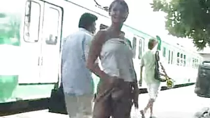 Incapacité de refuser un homme dans maman potno le sexe