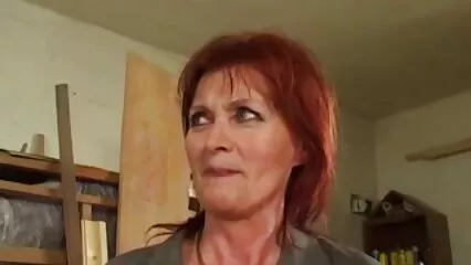 les filles dans l'anal il baise sa mère dans sa chambre de fille battront n'importe quel mec