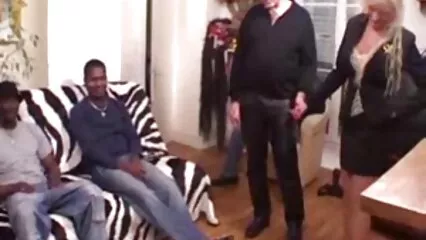 J'ai raté le sperme dans la sexe amateur mere fille chatte, pas le mec