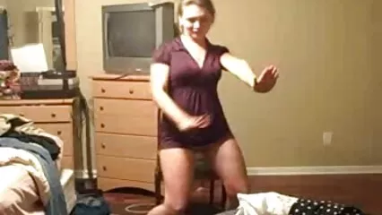 Une petite fête pour les lèvres maman et son fils xxx des hommes