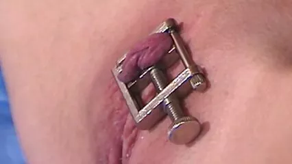 Commencer un massage porno lesbien mere et fille sexuel